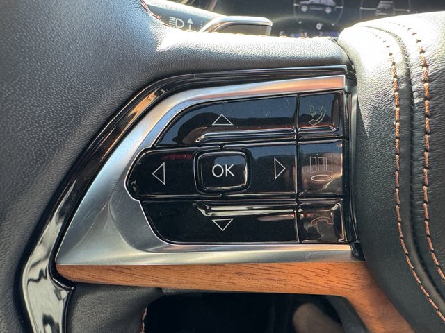 2023 Jeep Grand Cherokee Summit Reserve 4WD