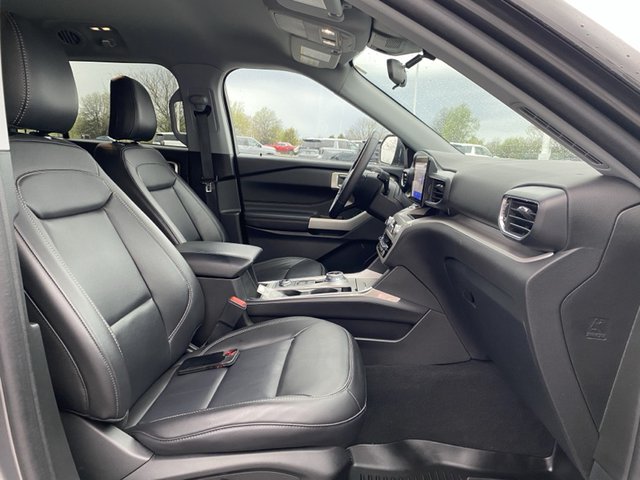 2023 Ford Explorer XLT 4WD