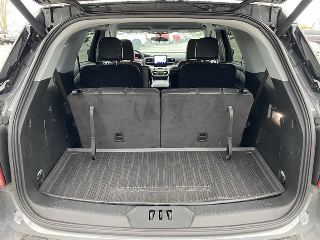 2023 Ford Explorer XLT 4WD