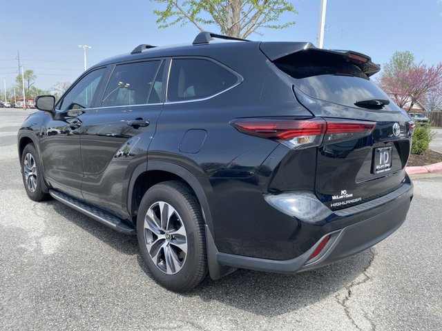 2024 Toyota Highlander LE FWD