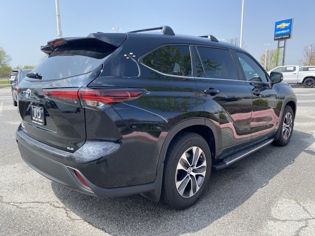 2024 Toyota Highlander LE FWD