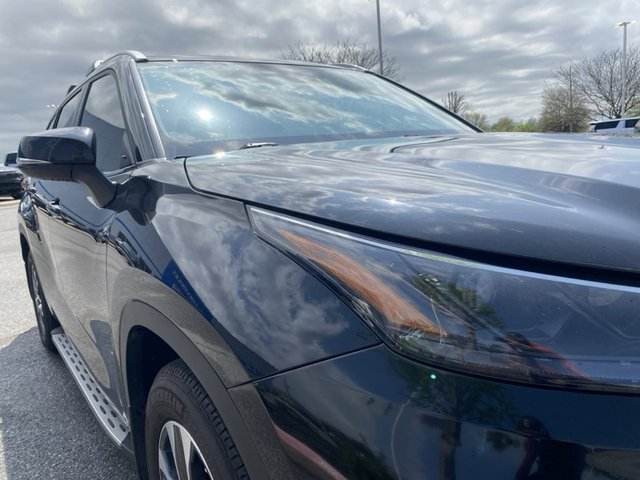 2024 Toyota Highlander LE FWD