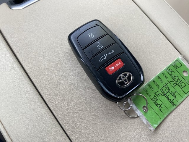 2024 Toyota Highlander LE FWD