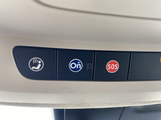 2021 Buick Envision Essence FWD