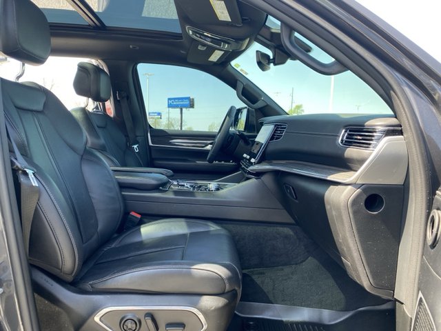 2022 Jeep Wagoneer Series III 4WD