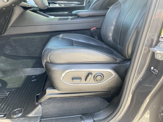 2022 Jeep Wagoneer Series III 4WD