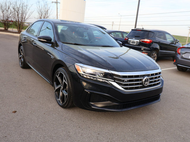 2021 Volkswagen Passat 2.0T R-Line