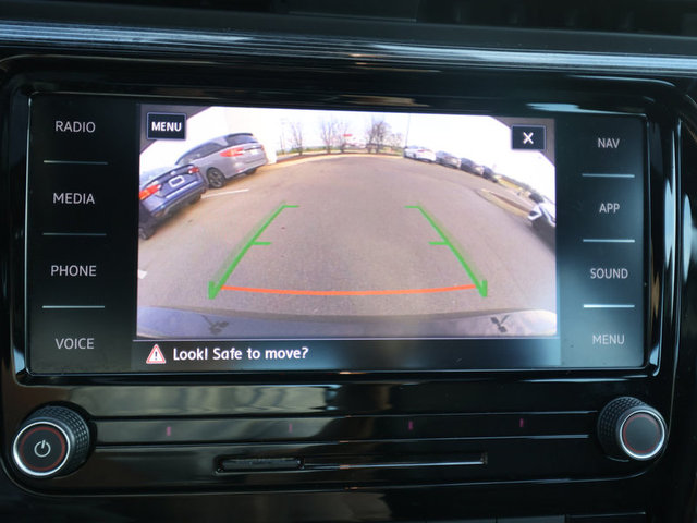 2021 Volkswagen Passat 2.0T R-Line