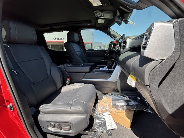 2025 Toyota Tundra Platinum 4WD 5.5ft Bed