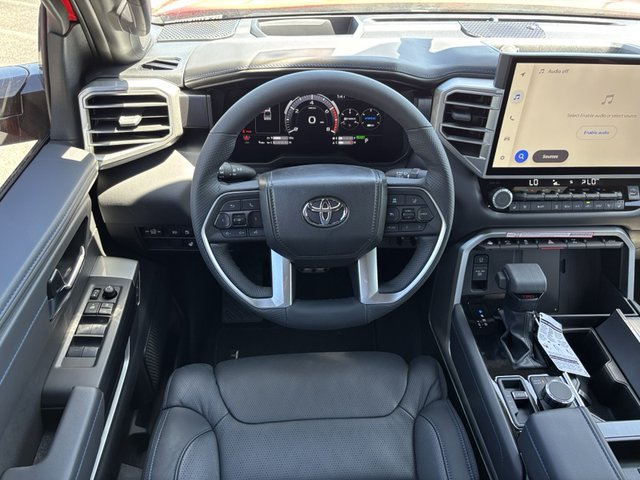 2025 Toyota Tundra Platinum 4WD 5.5ft Bed
