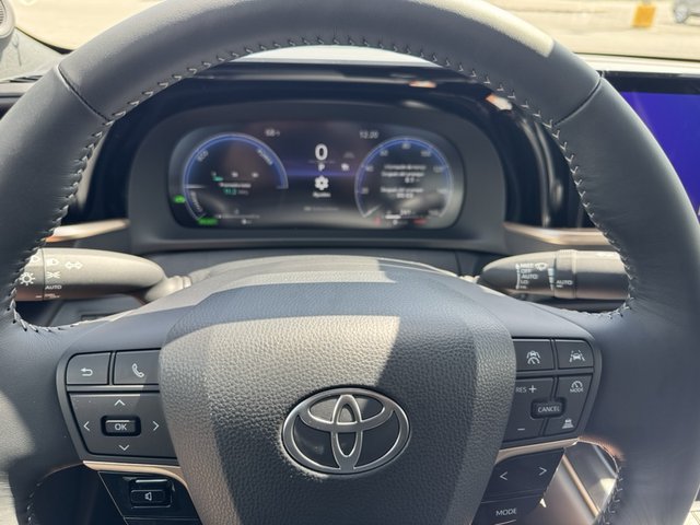 2025 Toyota Crown Limited AWD