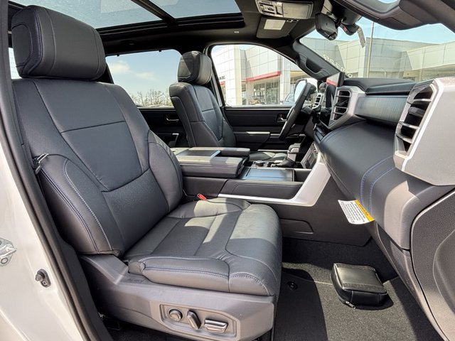 2025 Toyota Tundra Platinum 4WD 5.5ft Bed