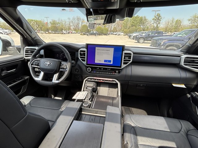 2025 Toyota Tundra Platinum 4WD 5.5ft Bed