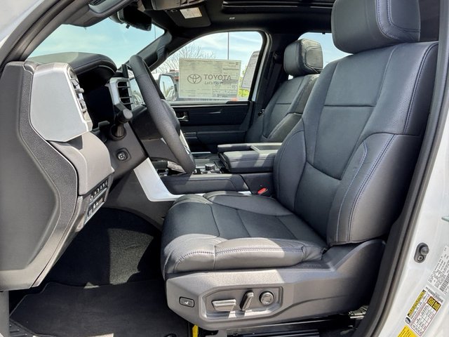 2025 Toyota Tundra Platinum 4WD 5.5ft Bed
