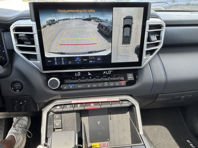 2025 Toyota Tundra Platinum 4WD 5.5ft Bed