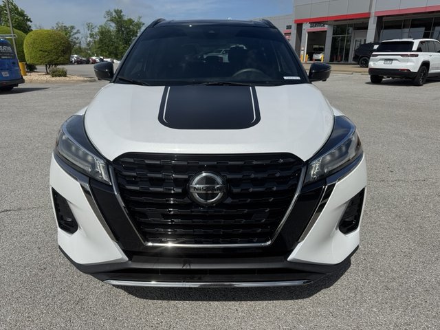 2021 Nissan Kicks SR FWD