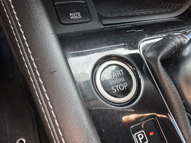 2021 Nissan Kicks SR FWD