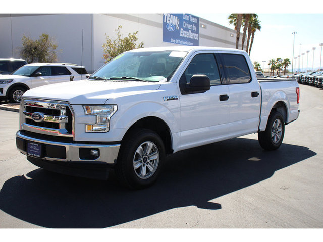 2017 Ford F-150 XLT 2WD 5.5ft Box