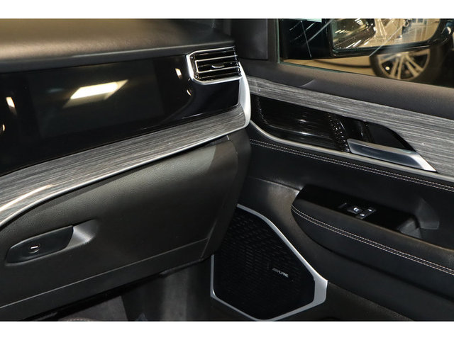 2022 Jeep Wagoneer Series II 4WD