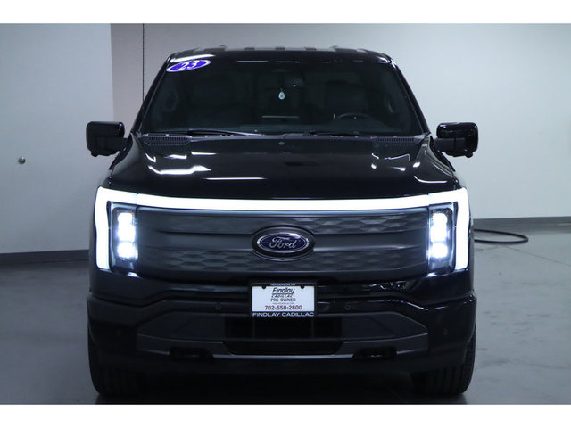 2023 Ford F-150 Lightning Lariat 4WD