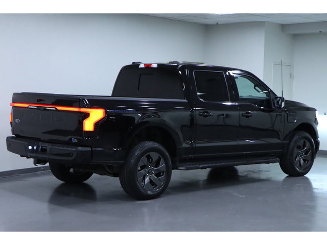 2023 Ford F-150 Lightning Lariat 4WD