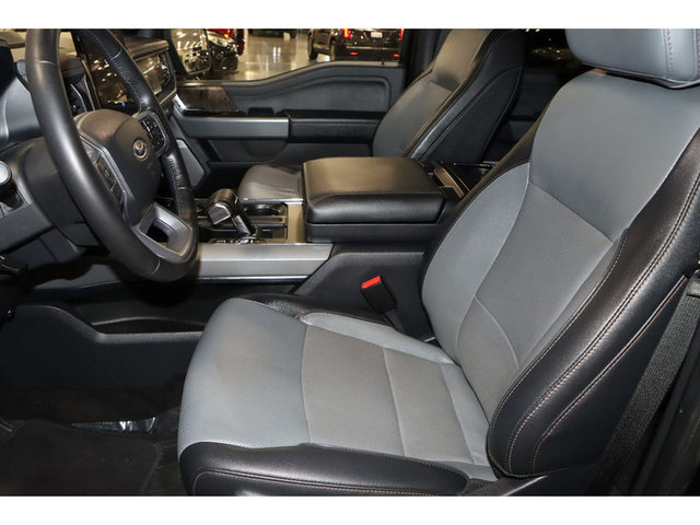 2023 Ford F-150 Lightning Lariat 4WD