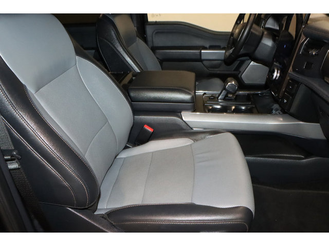 2023 Ford F-150 Lightning Lariat 4WD