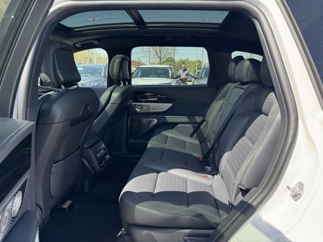 2025 Lincoln Nautilus Reserve AWD
