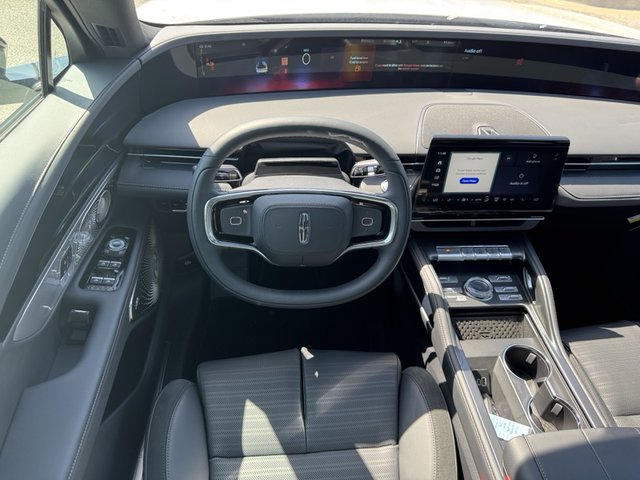 2025 Lincoln Nautilus Reserve AWD