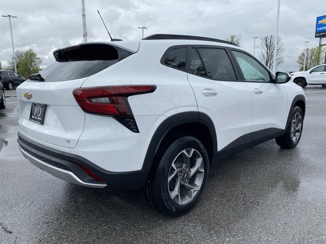 2025 Chevrolet Trax LT FWD