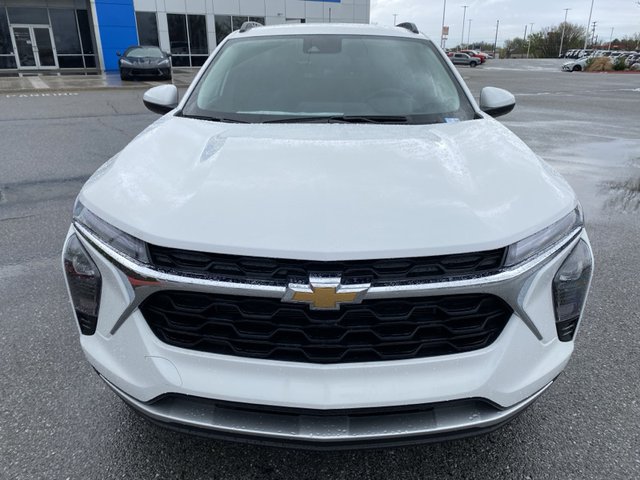 2025 Chevrolet Trax LT FWD