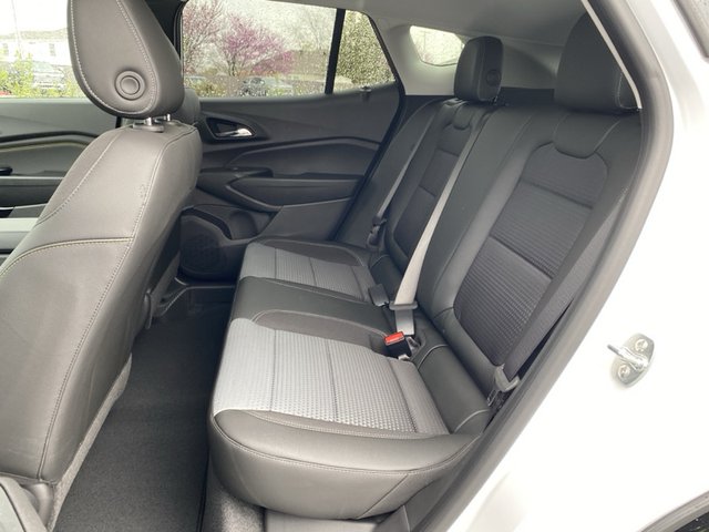 2025 Chevrolet Trax LT FWD