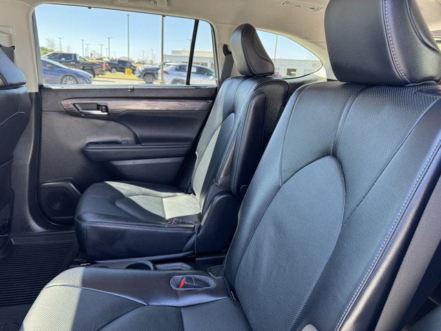 2023 Toyota Highlander Limited AWD