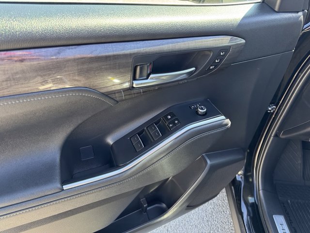 2023 Toyota Highlander Limited AWD