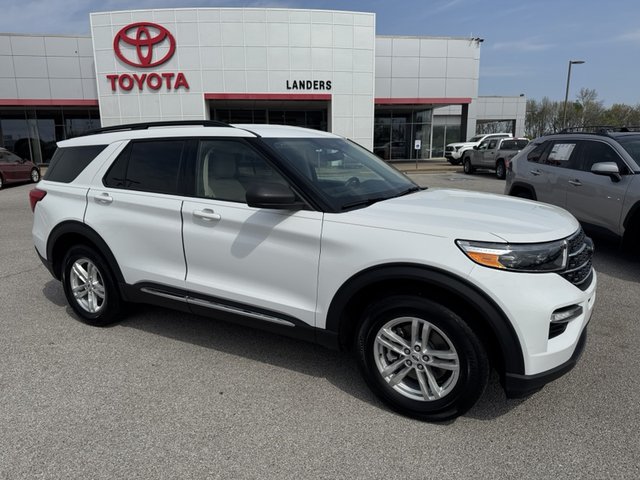 2023 Ford Explorer XLT 4WD