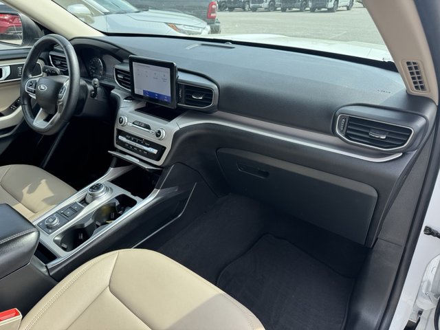 2023 Ford Explorer XLT 4WD