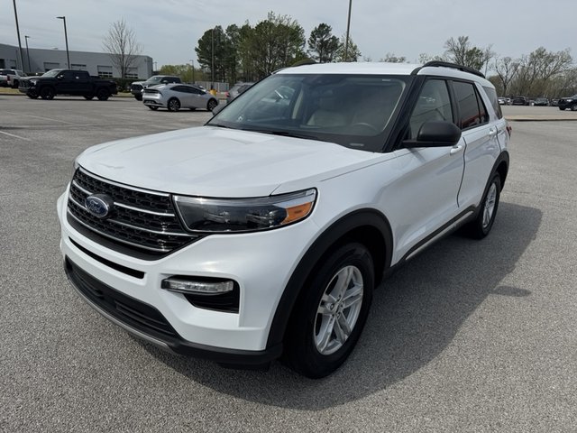 2023 Ford Explorer XLT 4WD