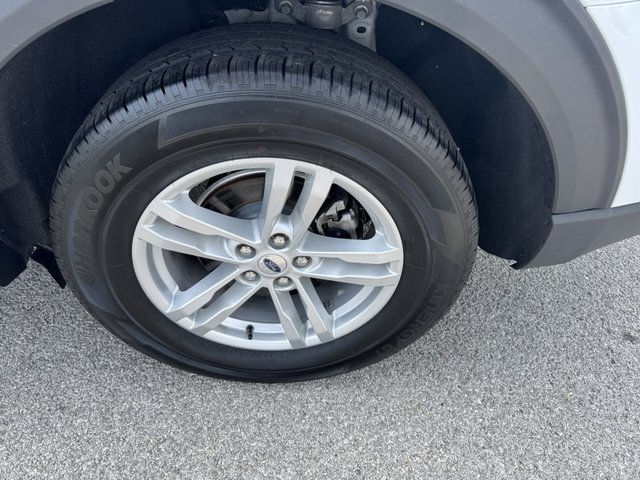 2023 Ford Explorer XLT 4WD