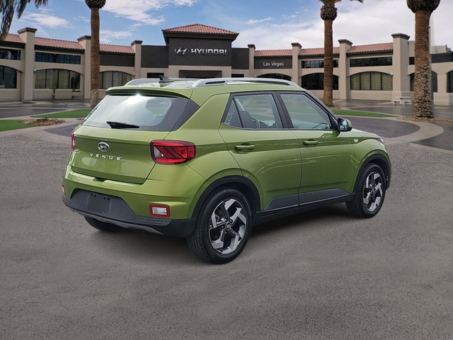 2022 Hyundai Venue SEL