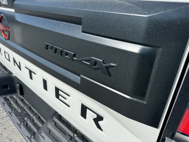 2025 Nissan Frontier PRO-4X 4WD
