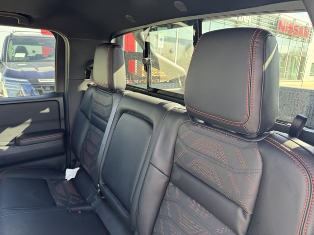 2025 Nissan Frontier PRO-4X 4WD