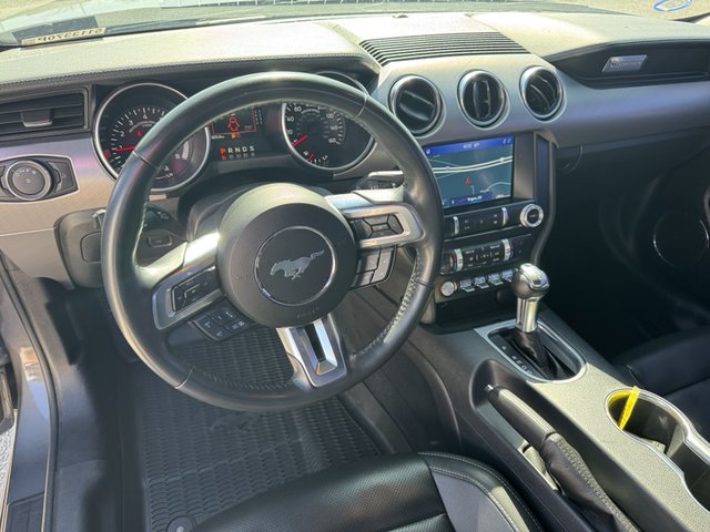 2022 Ford Mustang EcoBoost