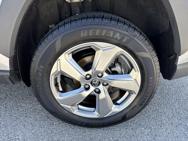 2021 Toyota RAV4 Hybrid XLE Premium AWD