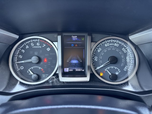2022 Toyota Tacoma SR5 4WD 5ft Bed