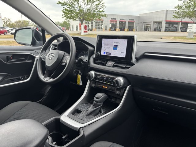 2024 Toyota RAV4 LE AWD