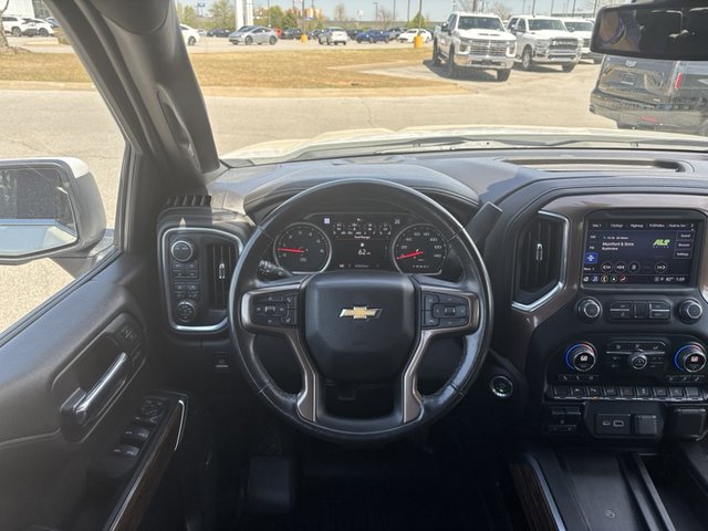 2022 Chevrolet Silverado 1500 LTD High Country 4WD 147WB