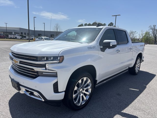 2022 Chevrolet Silverado 1500 LTD High Country 4WD 147WB
