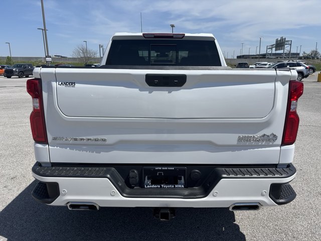 2022 Chevrolet Silverado 1500 LTD High Country 4WD 147WB