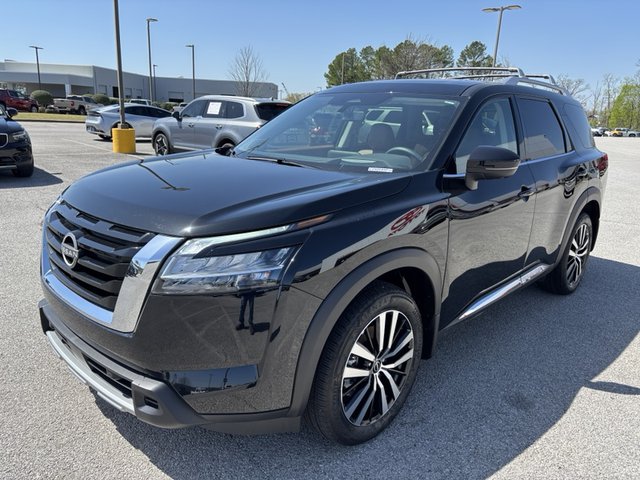 2024 Nissan Pathfinder Platinum 4WD