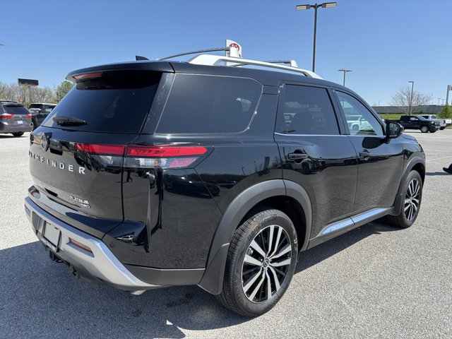 2024 Nissan Pathfinder Platinum 4WD